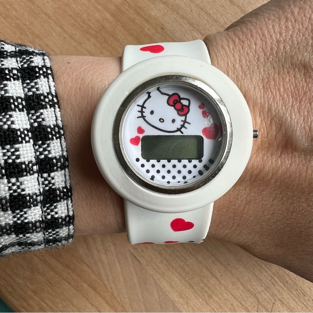 Hello kitty digital slap watch NEW BATTERY